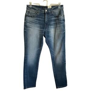 Lucky Brand Men’s 411 Athletic Taper Medium Wash Jeans - Size 33x32 NEW